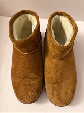 Women’s Cozy Faux-Suede Winter Boots - Brown Sz 8
